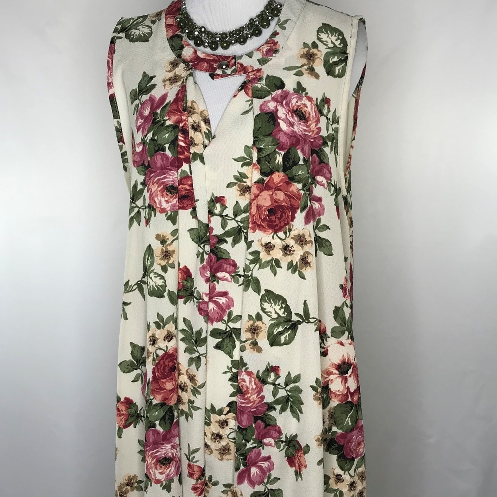 NWT Cream Floral Dress
